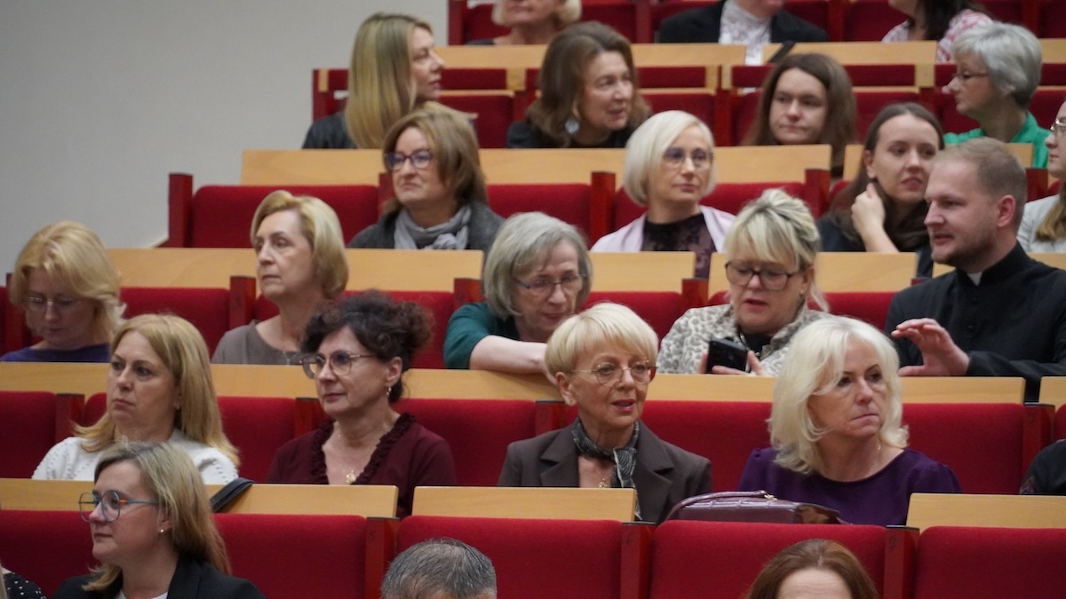 Obchody XXXV-lecia utworzenia Samorządu Pielęgniarek i Położnych w Ostrołęce [22.10.2026] - zdjęcie #160 - eOstroleka.pl