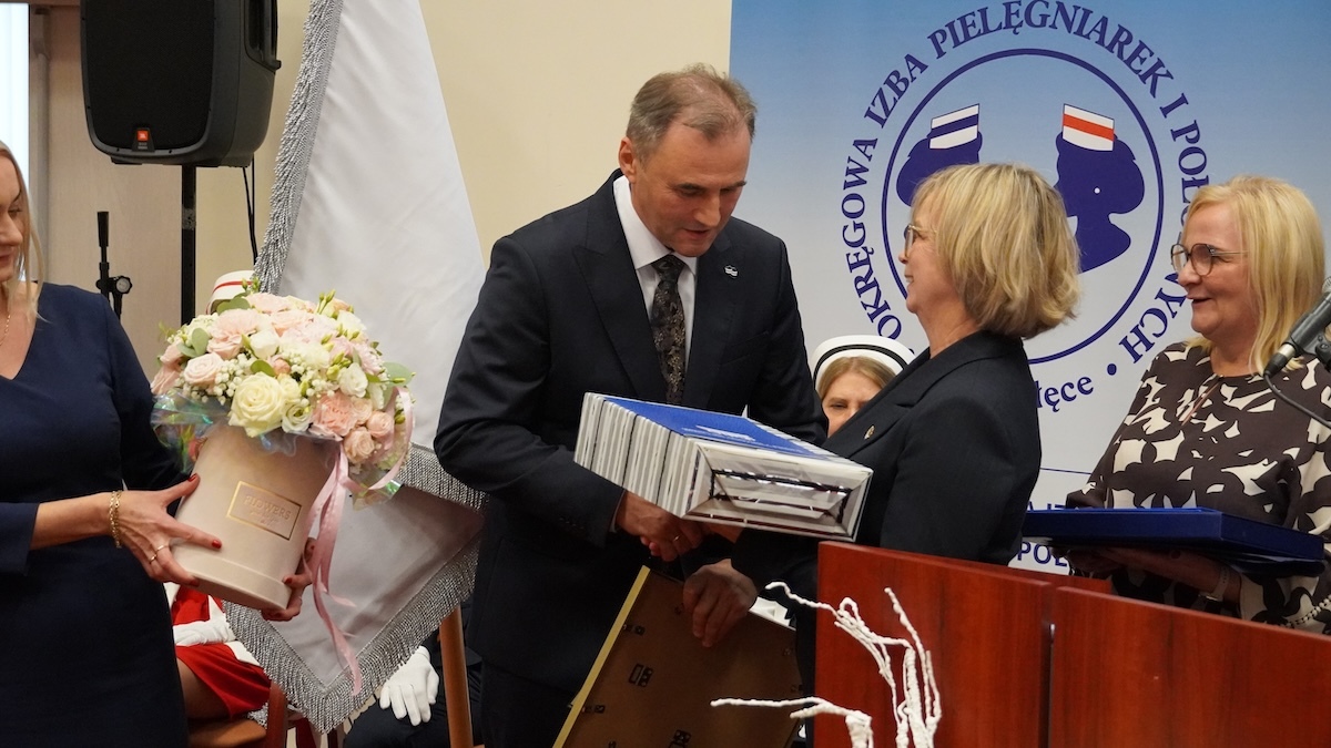 Obchody XXXV-lecia utworzenia Samorządu Pielęgniarek i Położnych w Ostrołęce [22.10.2026] - zdjęcie #73 - eOstroleka.pl