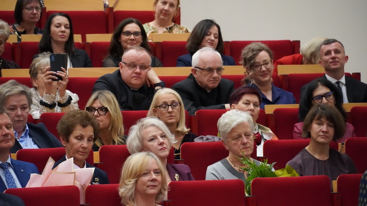 Obchody XXXV-lecia utworzenia Samorządu Pielęgniarek i Położnych w Ostrołęce [22.10.2026] - zdjęcie #207 - eOstroleka.pl