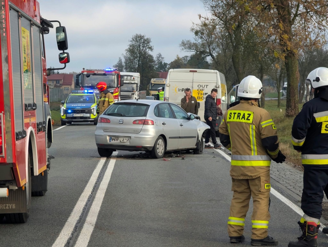 Wypadek w Dylewie [23.10.2026] - zdjęcie #24 - eOstroleka.pl