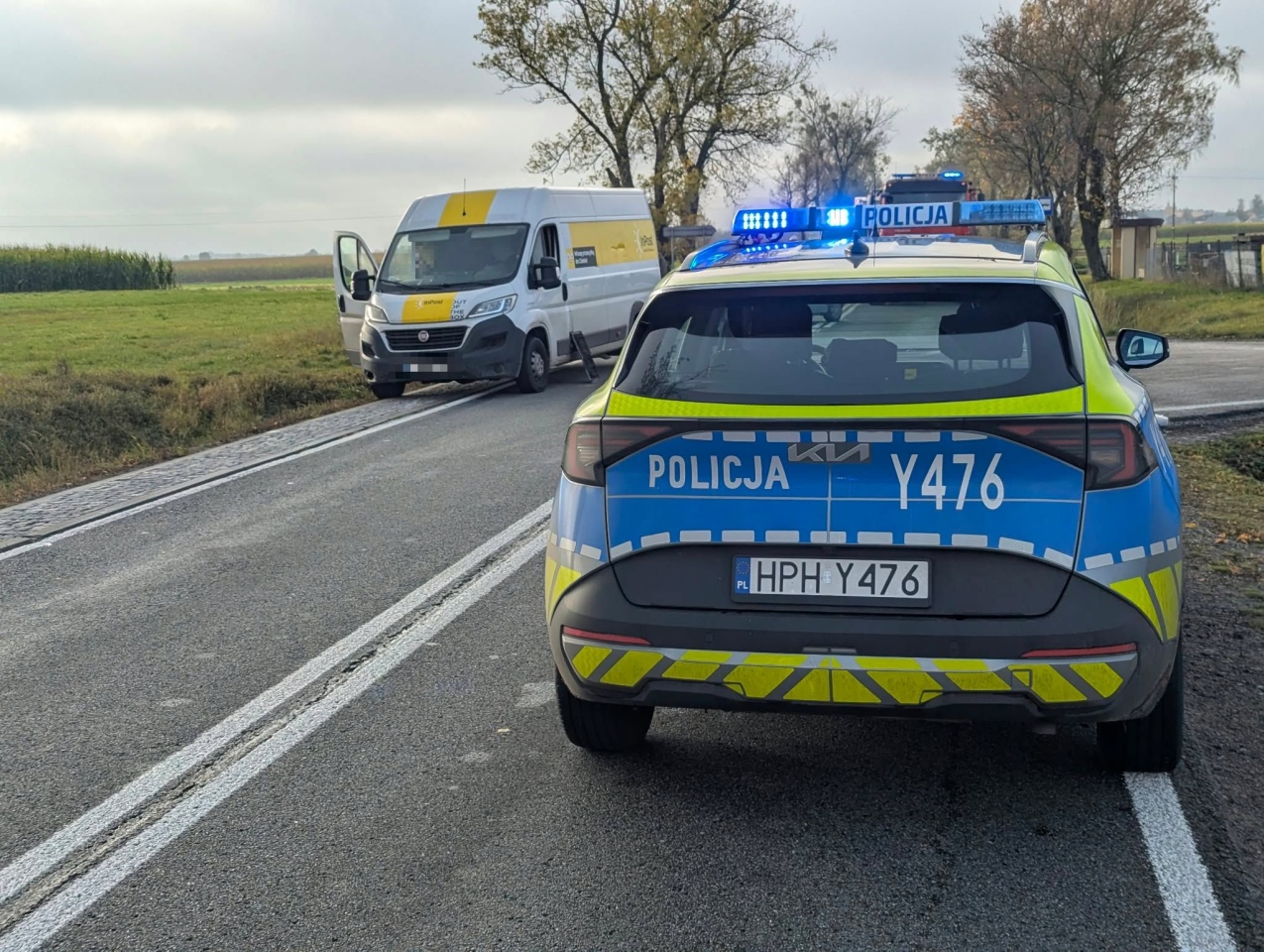 Wypadek w Dylewie [23.10.2026] - zdjęcie #16 - eOstroleka.pl