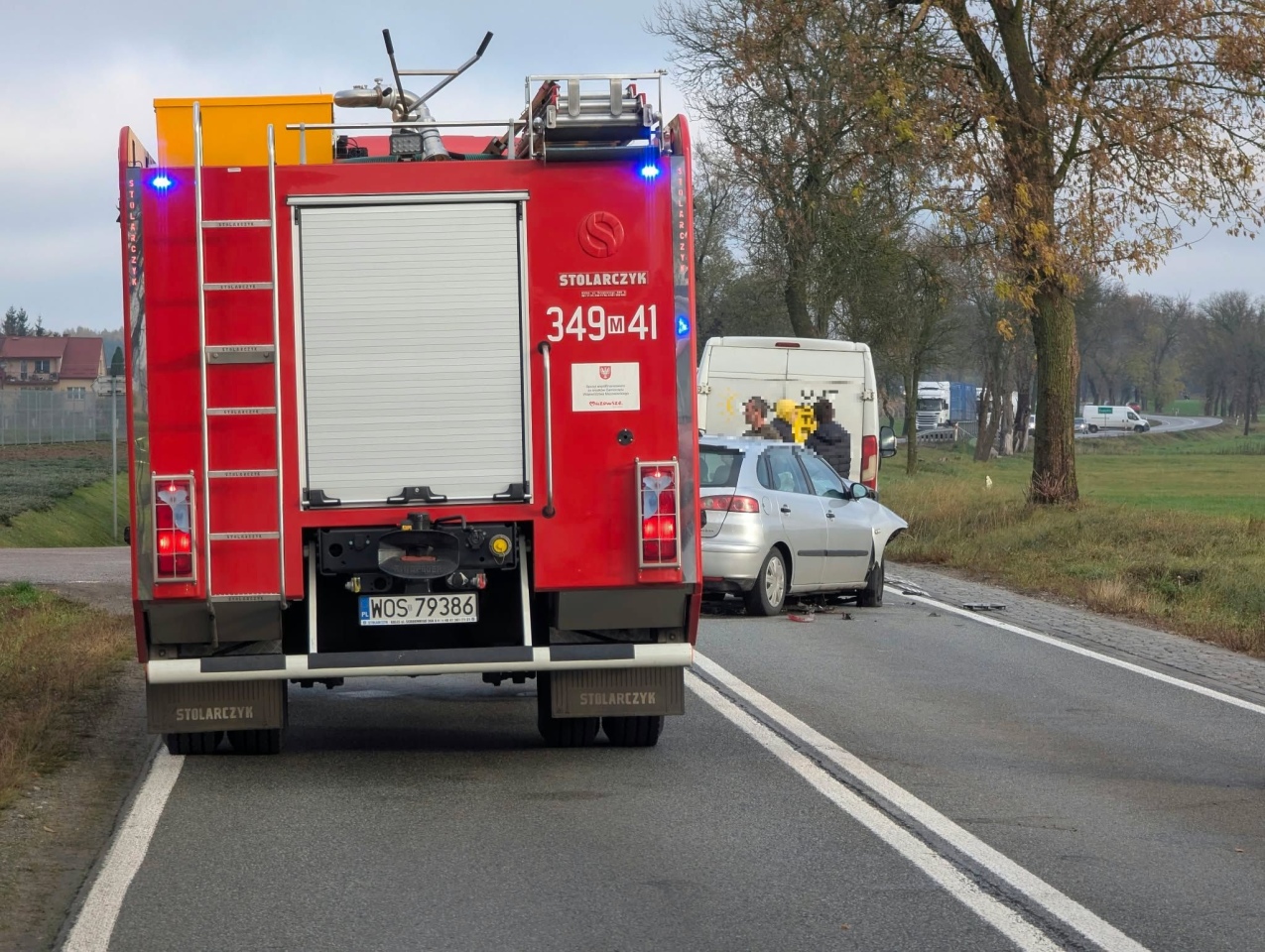 Wypadek w Dylewie [23.10.2026] - zdjęcie #10 - eOstroleka.pl