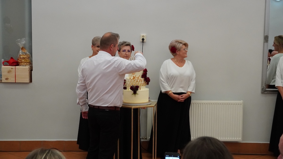 IV Przegląd Pieśni Biesiadnej oraz jubileusz 5-lecia KGW Troszynianki [24.10.2026] - zdjęcie #153 - eOstroleka.pl
