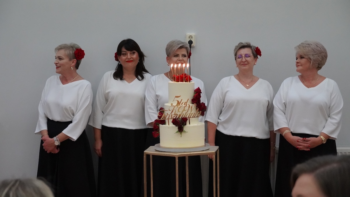 IV Przegląd Pieśni Biesiadnej oraz jubileusz 5-lecia KGW Troszynianki [24.10.2026] - zdjęcie #150 - eOstroleka.pl