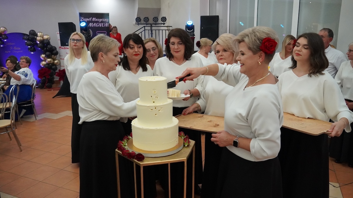 IV Przegląd Pieśni Biesiadnej oraz jubileusz 5-lecia KGW Troszynianki [24.10.2026] - zdjęcie #118 - eOstroleka.pl