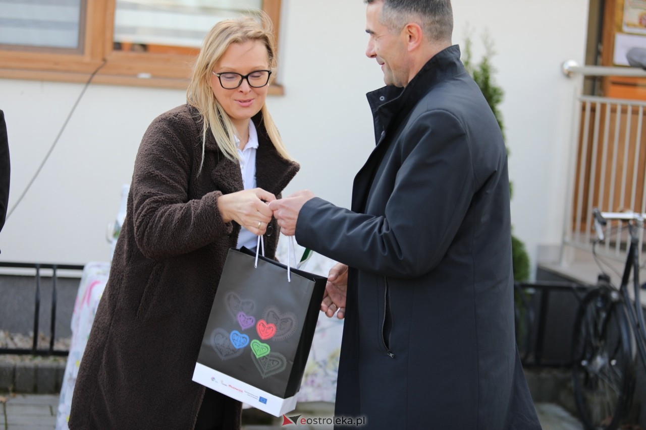 Prezentacja kurpiowskiego witacza we wsi Żebry Wierzchlas [25.10.2026] - zdjęcie #33 - eOstroleka.pl