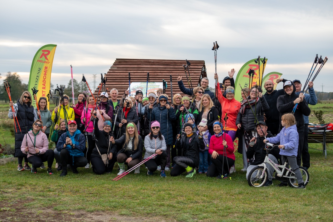 Rajd nordic walking w Obierwi [25.10.2026] - zdjęcie #10 - eOstroleka.pl