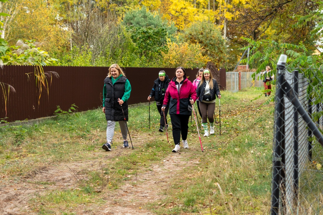 Rajd nordic walking w Obierwi [25.10.2026] - zdjęcie #4 - eOstroleka.pl