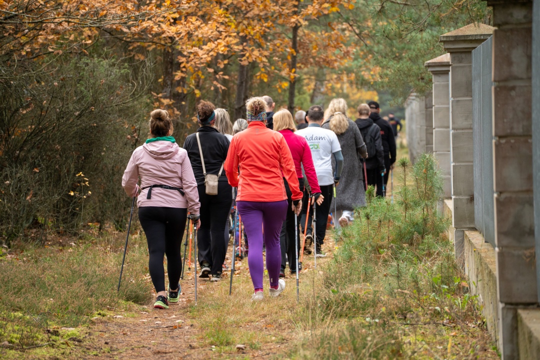 Rajd nordic walking w Obierwi [25.10.2026] - zdjęcie #2 - eOstroleka.pl