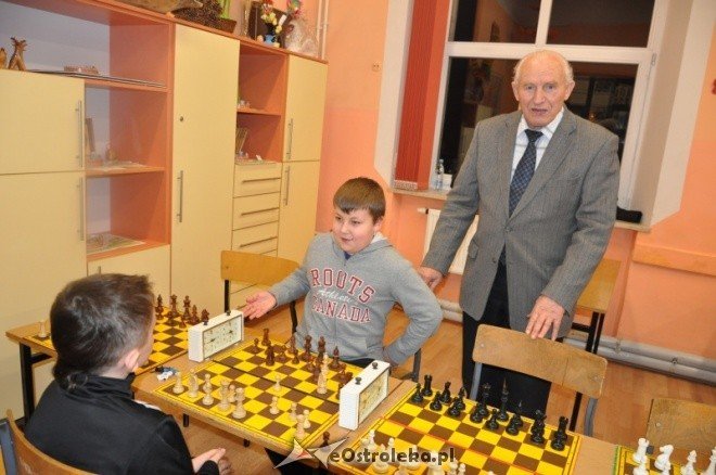 Turniej szachowy o puchar Przewodniczącego Rady Miasta [13.I.2012] - zdjęcie #16 - eOstroleka.pl