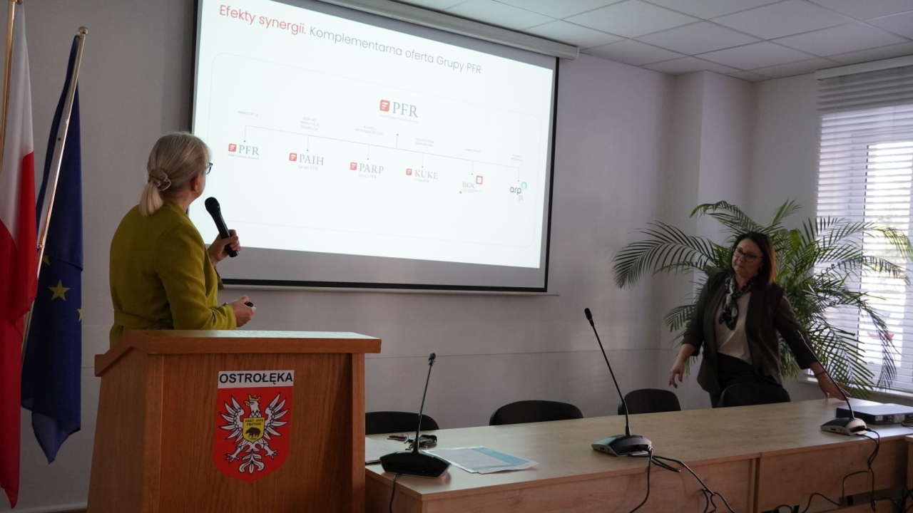 Spotkanie z przedsiębiorcami i samorządowcami w Ostrołęce [27.10.2026] - zdjęcie #12 - eOstroleka.pl