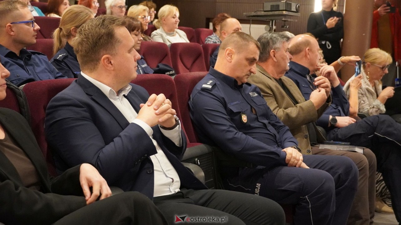 Kampania Nie pozwól, żeby ominęło cię życie Komendy Miejskiej Policji w Ostrołęce [28.10.2026] - zdjęcie #16 - eOstroleka.pl