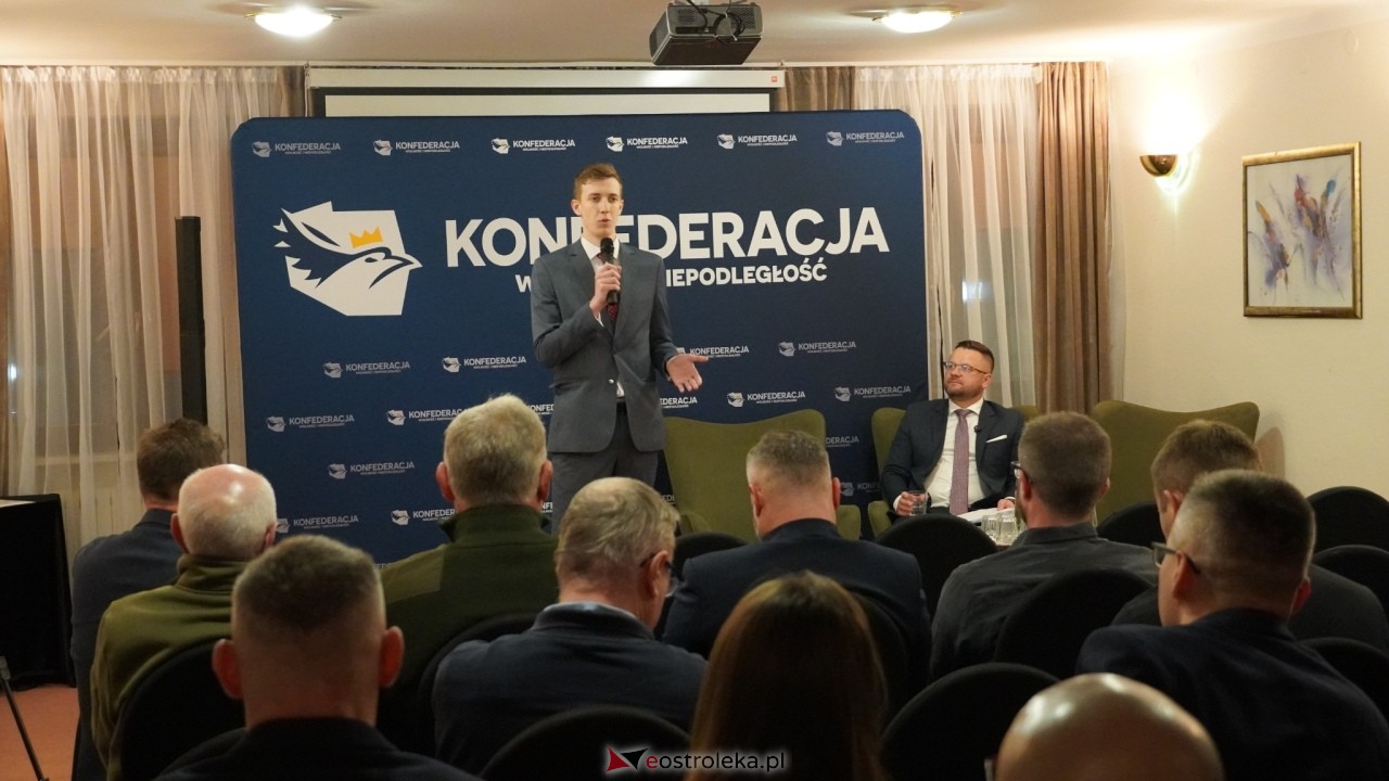 Spotkanie lokalnych struktur Konfederacji w Ostrołęce z Marcinem Możdżonkiem [28.10.2026] - zdjęcie #20 - eOstroleka.pl