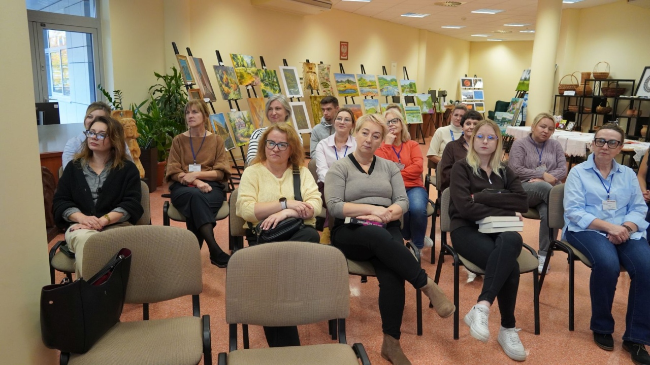 Spotkanie autorskie z Jakubem Rutką w Bibliotece Pedagogicznej w Ostrołęce [29.10.2026] - zdjęcie #14 - eOstroleka.pl