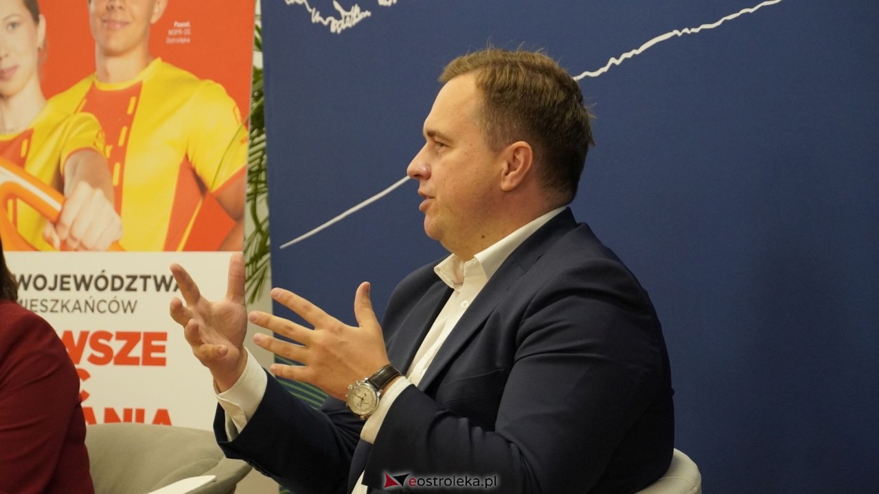 Konferencja prasowa podsumowującą programy wsparcia Samorządu Województwa Mazowieckiego [30.10.2026] - zdjęcie #19 - eOstroleka.pl
