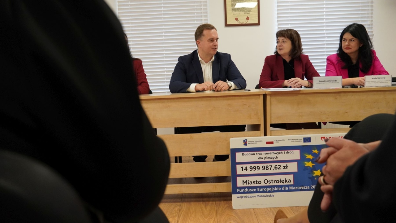 Podpisanie umów w ramach programu Fundusze Europejskie dla Mazowsza 2021–2027 [30.10.2026] - zdjęcie #72 - eOstroleka.pl