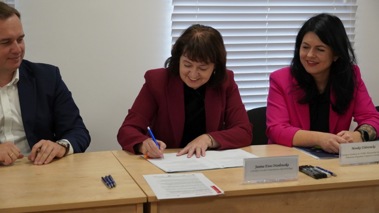 Podpisanie umów w ramach programu Fundusze Europejskie dla Mazowsza 2021–2027 [30.10.2026] - zdjęcie #71 - eOstroleka.pl