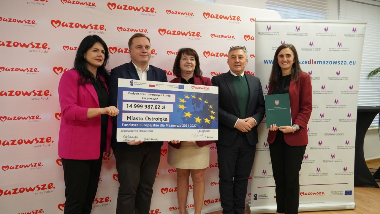 Podpisanie umów w ramach programu Fundusze Europejskie dla Mazowsza 2021–2027 [30.10.2026] - zdjęcie #58 - eOstroleka.pl
