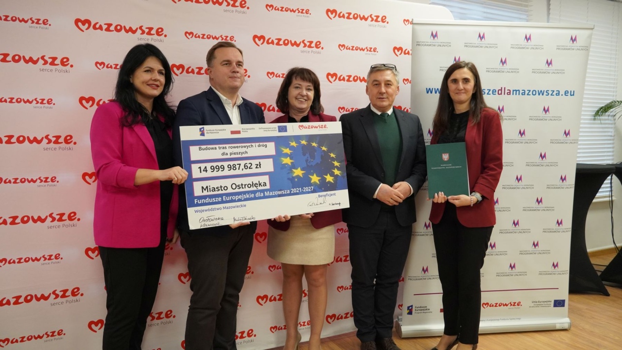 Podpisanie umów w ramach programu Fundusze Europejskie dla Mazowsza 2021–2027 [30.10.2026] - zdjęcie #57 - eOstroleka.pl