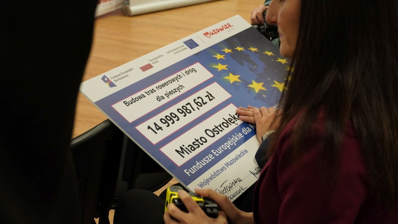 Podpisanie umów w ramach programu Fundusze Europejskie dla Mazowsza 2021–2027 [30.10.2026] - zdjęcie #53 - eOstroleka.pl