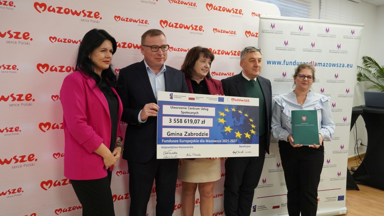 Podpisanie umów w ramach programu Fundusze Europejskie dla Mazowsza 2021–2027 [30.10.2026] - zdjęcie #41 - eOstroleka.pl