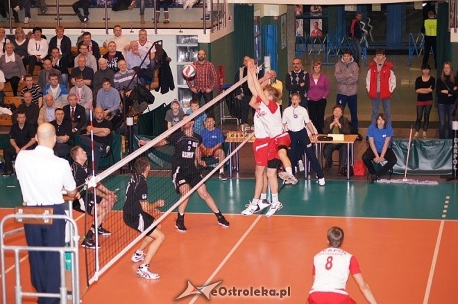 Pekpol Ostrołęka - Energetyk Jaworzno [14.01.2012] - zdjęcie #3 - eOstroleka.pl