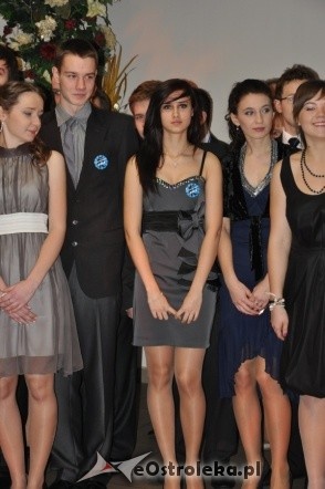 Studniówka 2012: Bal maturalny uczniów 1 LO [14.I.2012]  - zdjęcie #184 - eOstroleka.pl