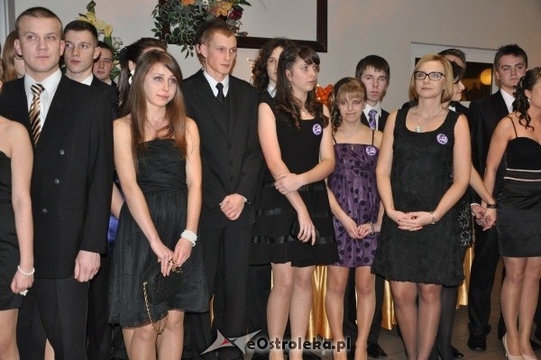 Studniówka 2012: Bal maturalny uczniów 1 LO [14.I.2012]  - zdjęcie #168 - eOstroleka.pl