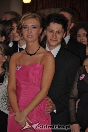 Studniówka 2012: Bal maturalny uczniów 1 LO [14.I.2012]  - zdjęcie #147 - eOstroleka.pl