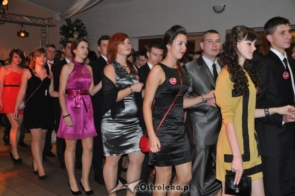 Studniówka 2012: Bal maturalny uczniów 1 LO [14.I.2012]  - zdjęcie #137 - eOstroleka.pl