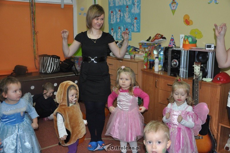 Bal karnawałowy w żłobku Jaś i Małgosia [17.I.2012] - zdjęcie #4 - eOstroleka.pl