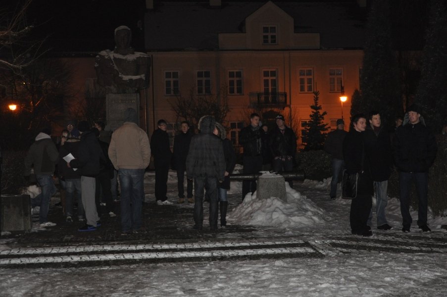 Pikieta przeciwko ACTA w Ostrołęce [25.I.2012] - zdjęcie #52 - eOstroleka.pl