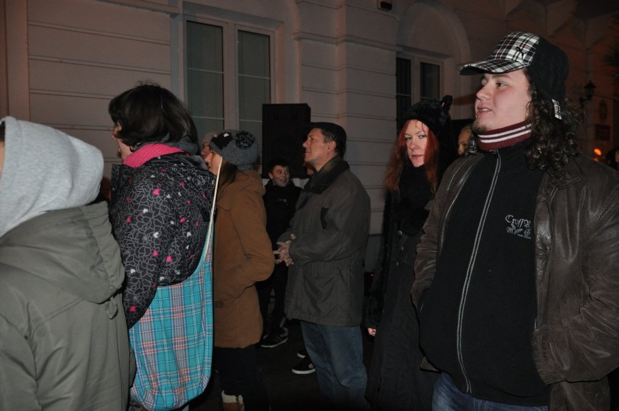 Pikieta przeciwko ACTA w Ostrołęce [25.I.2012] - zdjęcie #17 - eOstroleka.pl