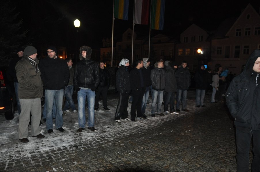 Pikieta przeciwko ACTA w Ostrołęce [25.I.2012] - zdjęcie #9 - eOstroleka.pl