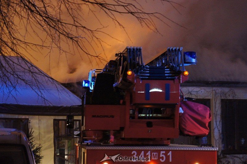 Pożar w Avalonie [2.2.2012] - zdjęcie #2 - eOstroleka.pl