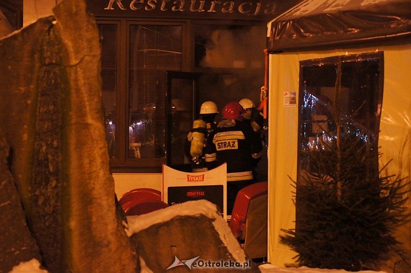 Pożar w Avalonie [2.2.2012] - zdjęcie #7 - eOstroleka.pl