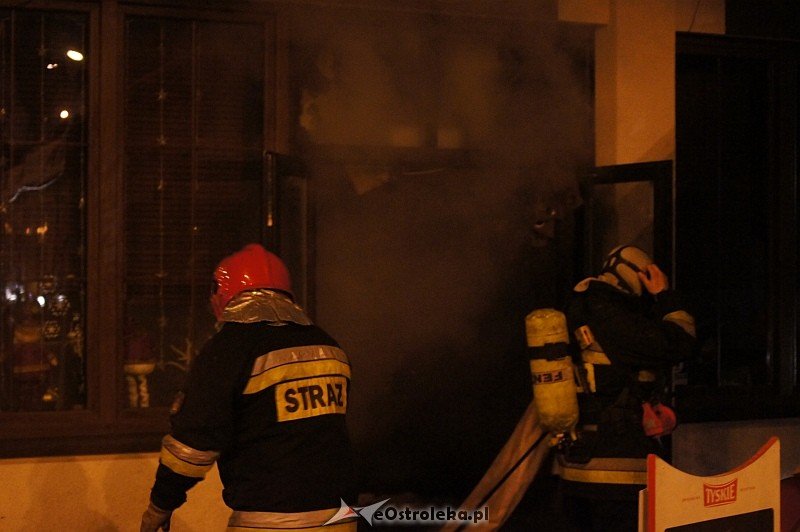 Pożar w Avalonie [2.2.2012] - zdjęcie #11 - eOstroleka.pl