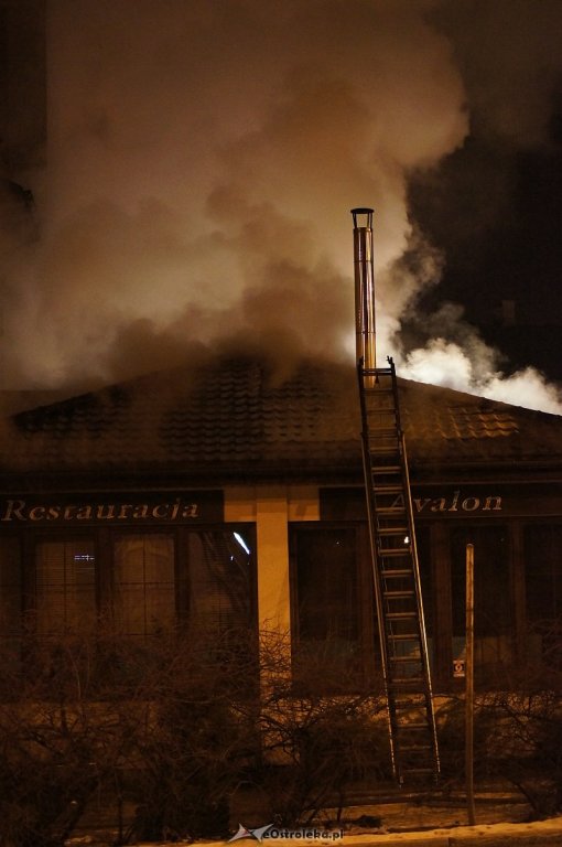 Pożar w Avalonie [2.2.2012] - zdjęcie #18 - eOstroleka.pl
