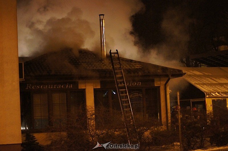 Pożar w Avalonie [2.2.2012] - zdjęcie #20 - eOstroleka.pl
