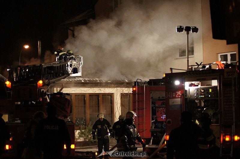 Pożar w Avalonie [2.2.2012] - zdjęcie #25 - eOstroleka.pl