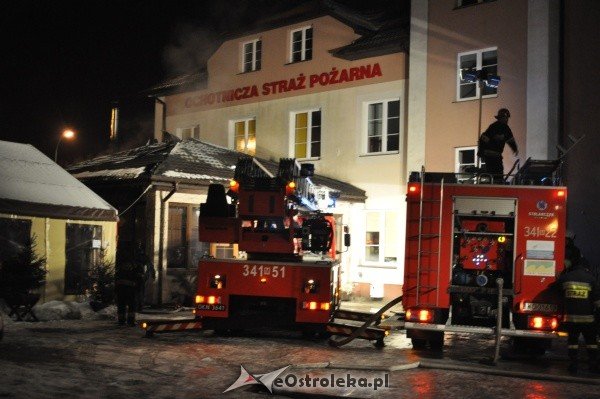 Pożar w Avalonie [2.2.2012] - zdjęcie #1 - eOstroleka.pl