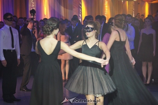 Studniówka II LO [04.II.2012] - zdjęcie #157 - eOstroleka.pl