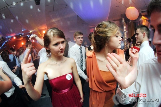 Studniówka II LO [04.II.2012] - zdjęcie #56 - eOstroleka.pl
