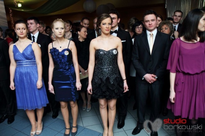 Studniówka II LO [04.II.2012] - zdjęcie #33 - eOstroleka.pl