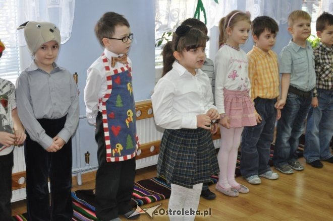 Dzień babci i dziadka w Przedszkolu Miejskim nr 1 [9.II.2012] - zdjęcie #33 - eOstroleka.pl