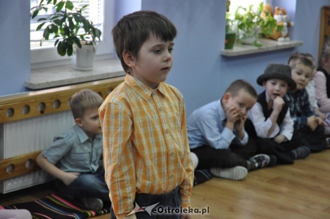 Dzień babci i dziadka w Przedszkolu Miejskim nr 1 [9.II.2012] - zdjęcie #19 - eOstroleka.pl
