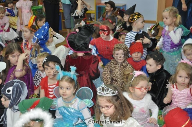Bal karnawałowy w Przedszkolu Miejskim nr 1 [10.II.2012] - zdjęcie #30 - eOstroleka.pl