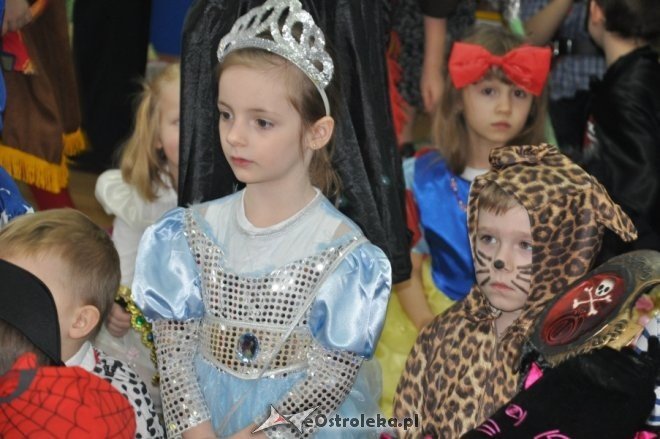 Bal karnawałowy w Przedszkolu Miejskim nr 1 [10.II.2012] - zdjęcie #27 - eOstroleka.pl