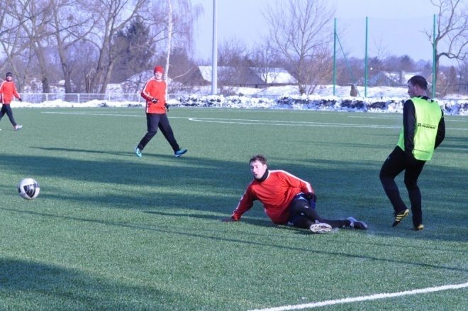 Mecz Sparingowy: MKS Narew – Mamry Giżycko [11.02.2012] - zdjęcie #4 - eOstroleka.pl