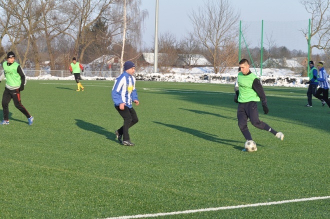Mecz sparingowy: Korona HiD – MKS Węgrów [11.02.2012] - zdjęcie #9 - eOstroleka.pl